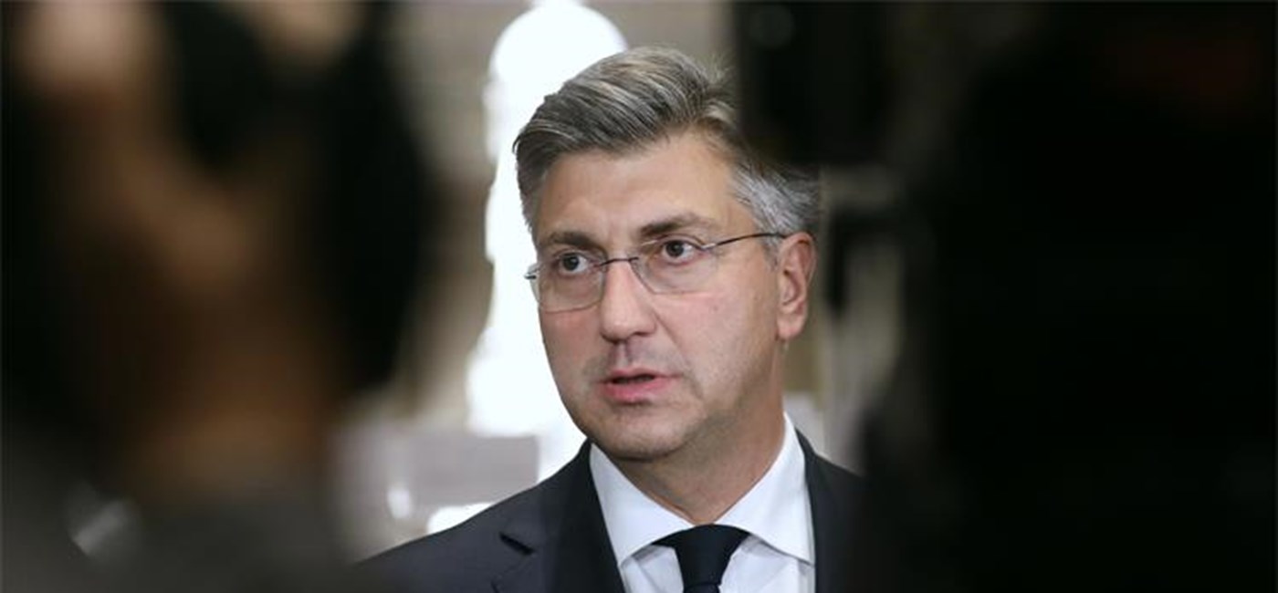 Najprimjerenije je da glavni državni odvjetnik sam podnese ostavku, a ako to ne učini Vlada će tu odluku donijeti sutra 